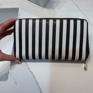 HENRI BENDEL zippy wallet